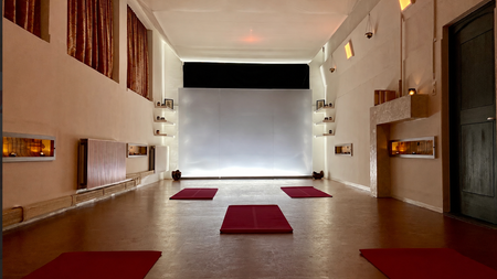 Gruppenmeditation | © Inner Peace with Arbi