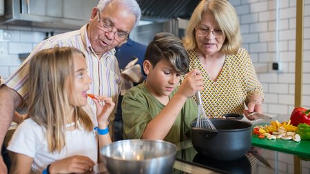 Gesund essen ab 60 - einfach, genussvoll und alltagstauglich | © Karin Nowack