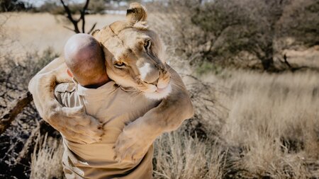 Löwenland - Leben mit Sirga in Botswana | © Explora Events